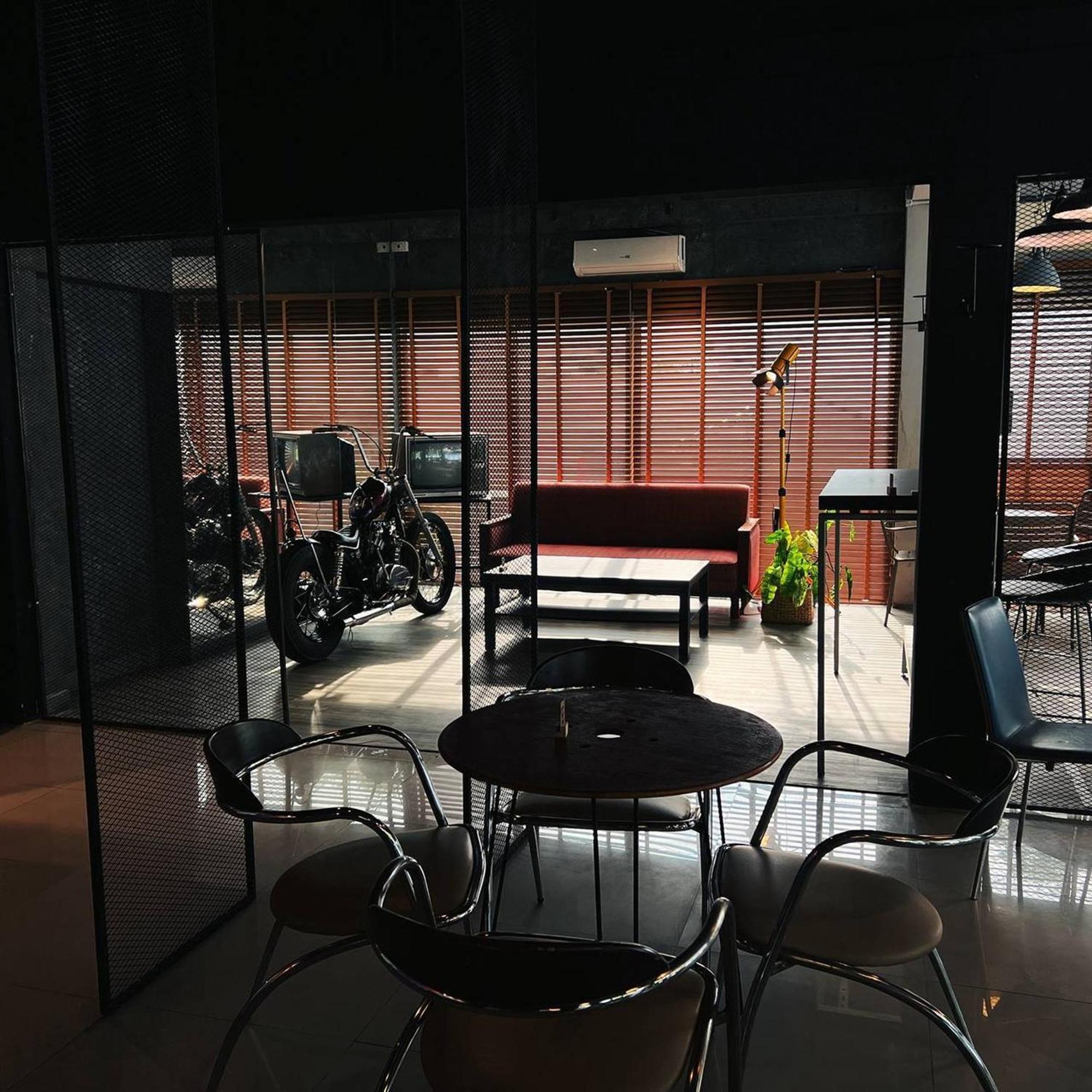 BW Thai Art Style Hotel Bangkok Exterior foto